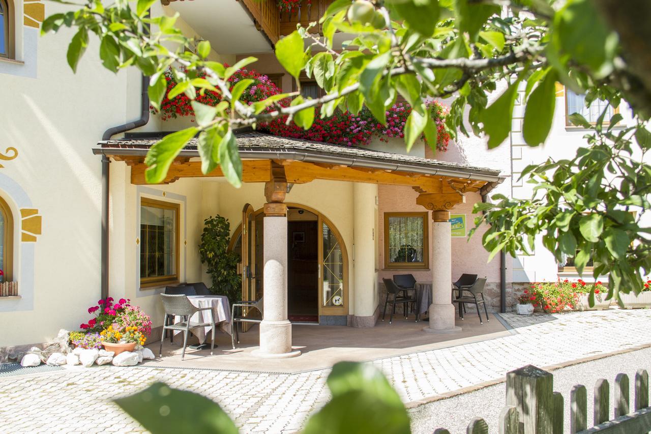 Hotel Genzianella ซิอาโน ดิ ฟิเอมเม ภายนอก รูปภาพ