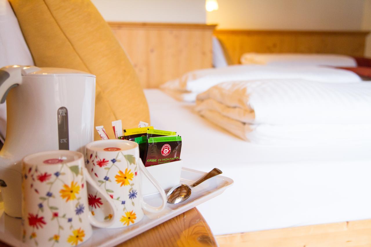 Hotel Genzianella ซิอาโน ดิ ฟิเอมเม ภายนอก รูปภาพ