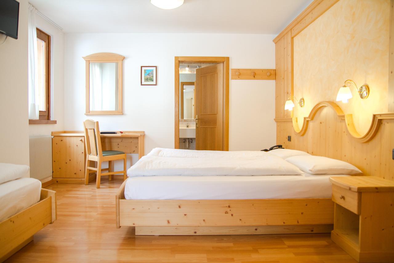 Hotel Genzianella ซิอาโน ดิ ฟิเอมเม ภายนอก รูปภาพ